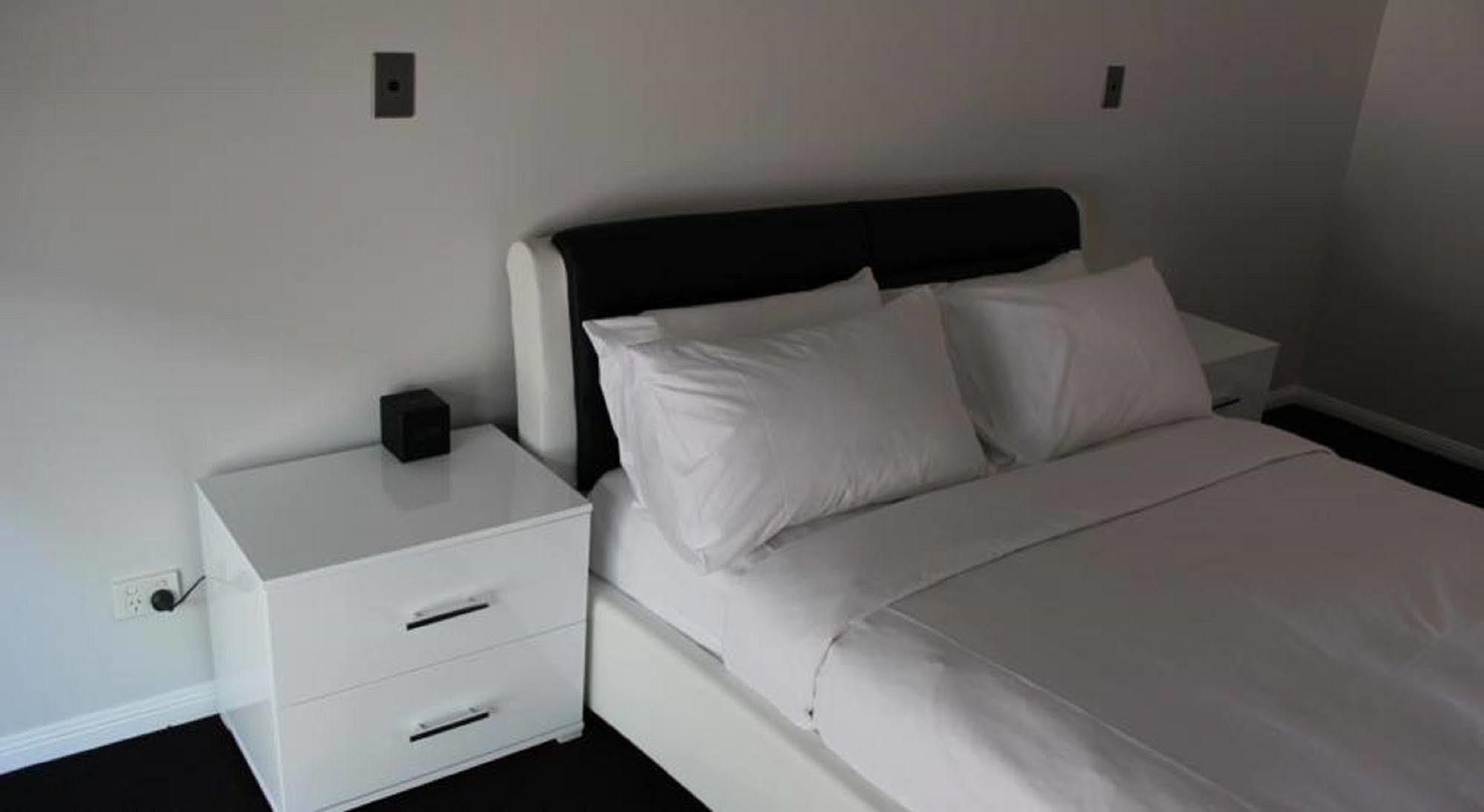 Springwood Motor Inn Kültér fotó